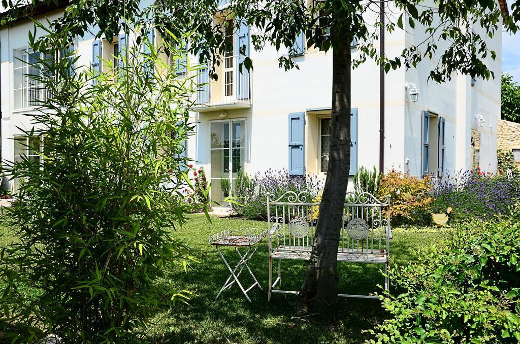 Bed and Breakfast La Fabbrica Delle Idee à Fonte Extérieur photo